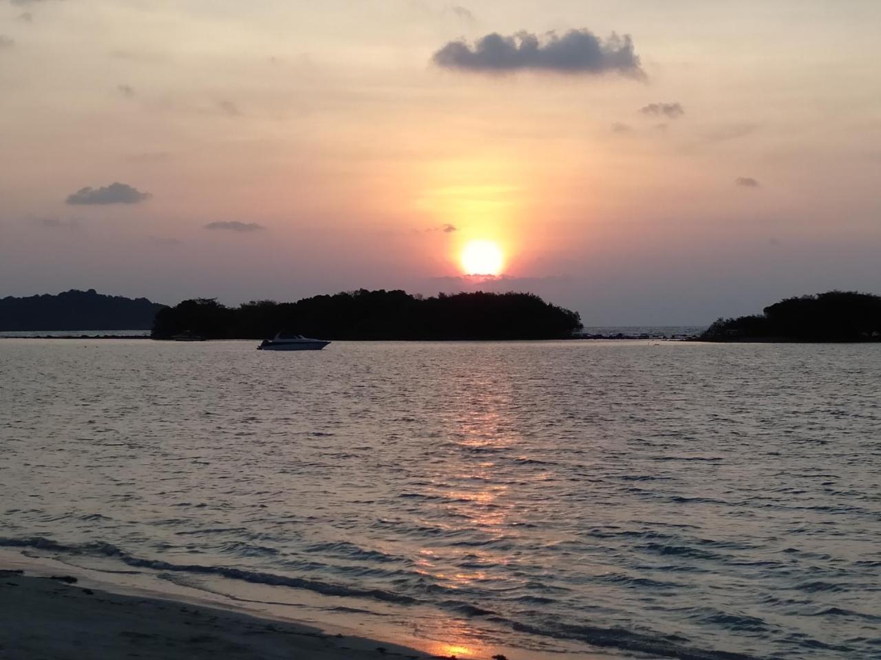 ホテル チャウェン シャレット サムイ島 エクステリア 写真